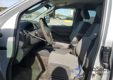 2011 Suzuki Equator Base from USA, damaged, VIN 5Z62D0CT9BC401892